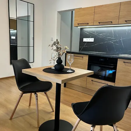 Apartament Ar Tahiti Black Koszyce