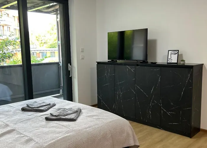 Apartament Ar Tahiti Black *